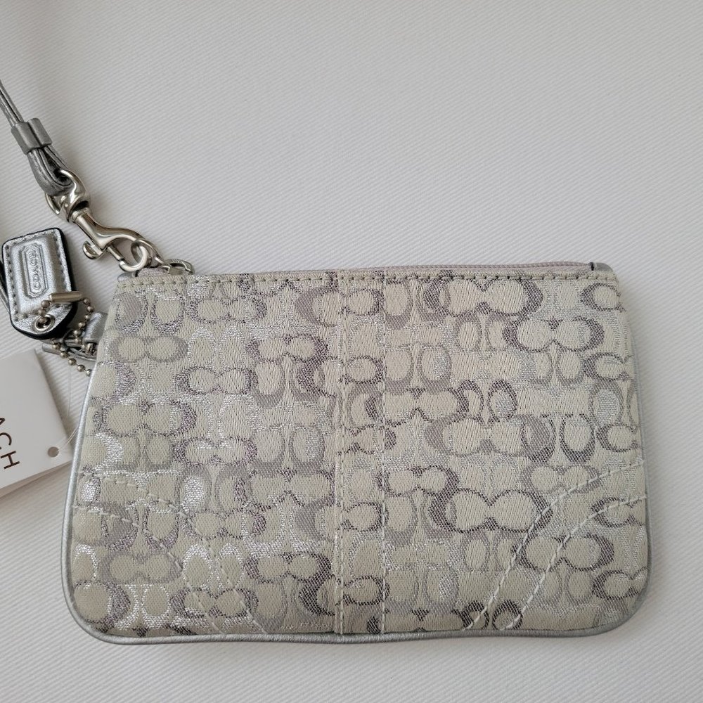 COACH Signature Logo Metallic Silver & Gray Wristlet Purse NWT - Picture 5 of 7